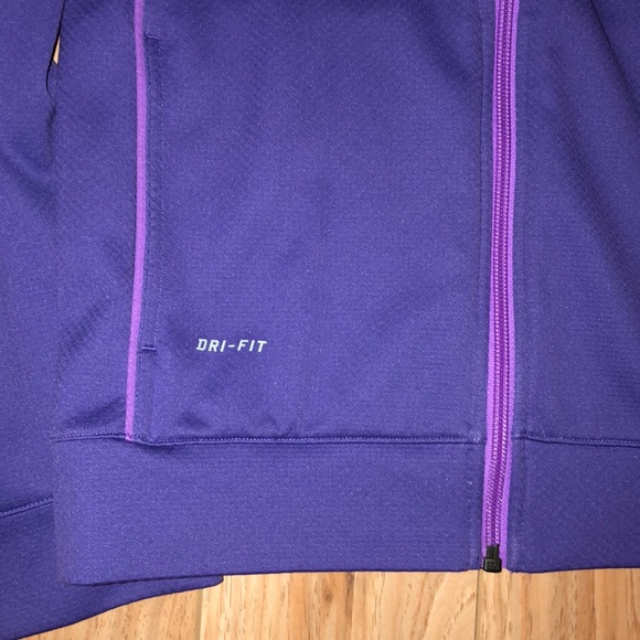 Purple Nike jackets - Picture 3 of 6